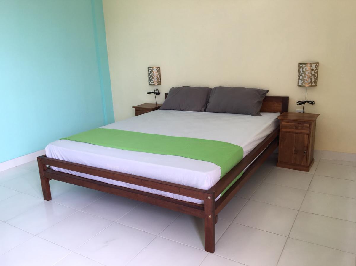 Repag Wayan Canggu Hostel Кута Экстерьер фото